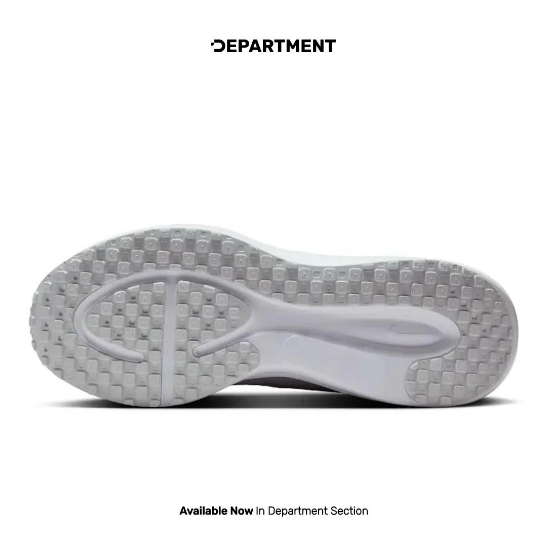 NIKE REVOLUTION 8 - Image 5